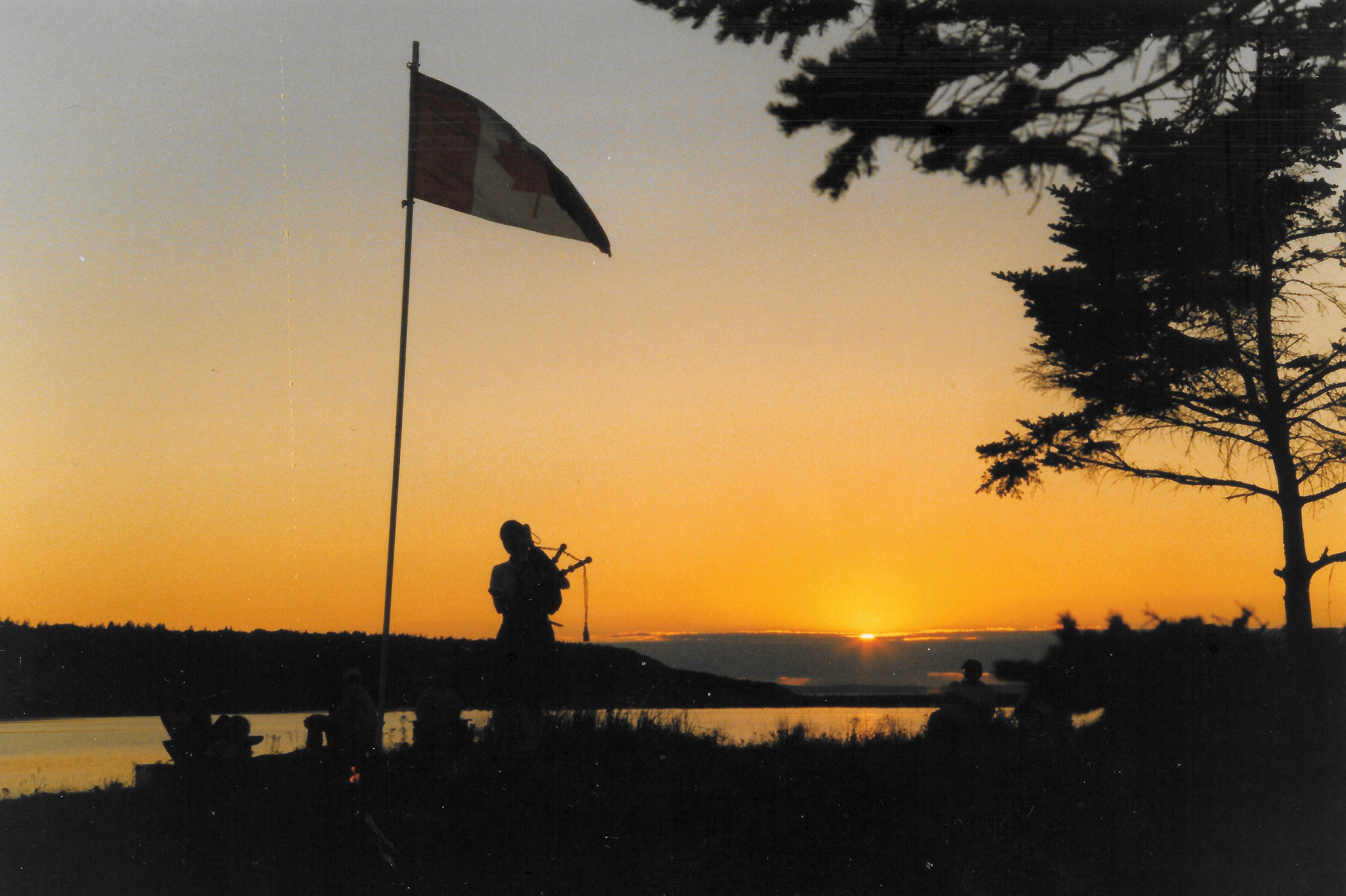 The Gaelic Bagpiping Tradition: Did it Stay Truer to its Roots in Nova Scotia than in Scotland 